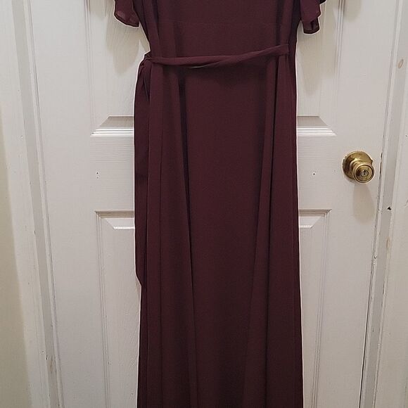 Arbor Naples Wrap Dress in Maroon / Burgundy  / Bordeaux - Picture 9 of 11